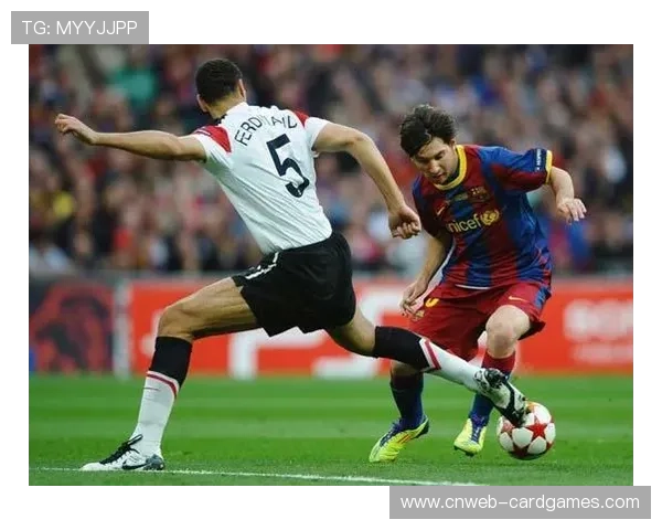 尤文图斯vs本菲卡：戴维领衔锋线，斑马军团争破魔咒